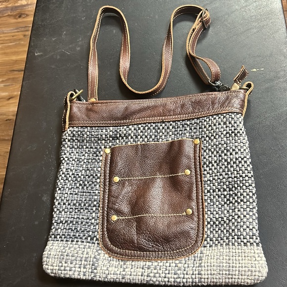 Myra Bag Handbags - Myra Crossbody Bag Purse